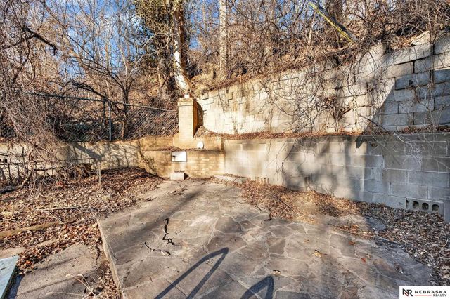 3302 Ernst Street, Omaha, NE 68112