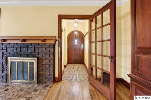 3302 Ernst Street, Omaha, NE 68112