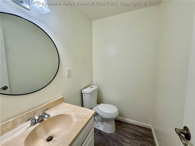 207 Taylor Drive, Hurricane, WV 25526