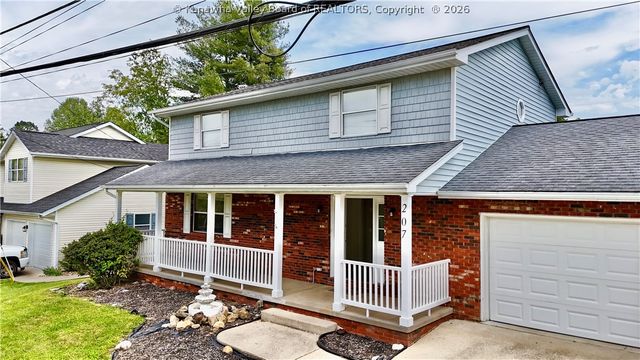207 Taylor Drive, Hurricane, WV 25526