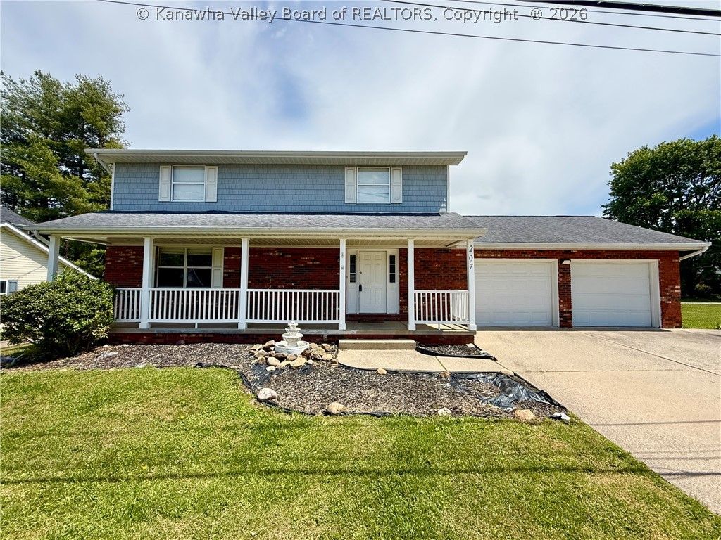 207 Taylor Drive, Hurricane, WV 25526