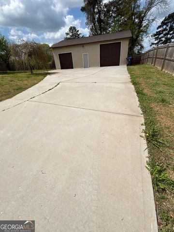 643 Rebecca Stree, Lilburn, GA 30047