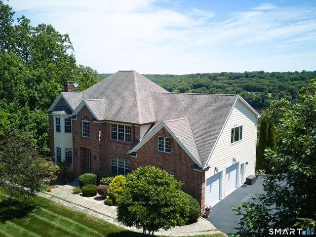 4 Nature Lane, Shelton, CT 06484