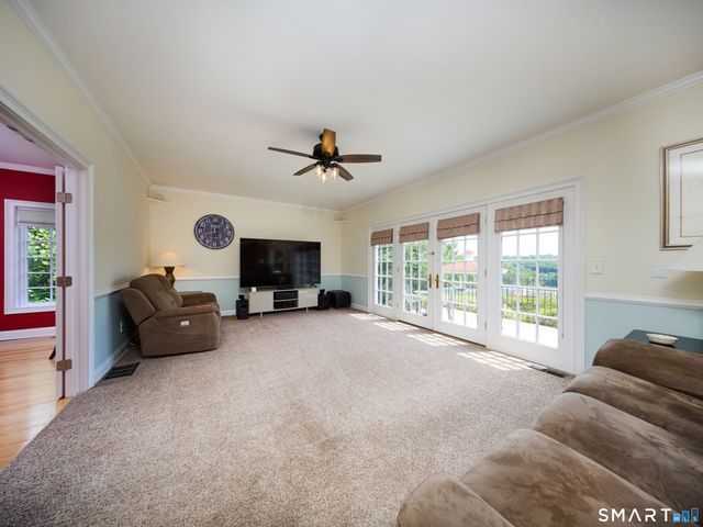 4 Nature Lane, Shelton, CT 06484