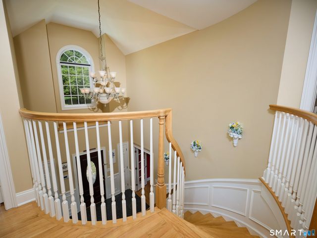 4 Nature Lane, Shelton, CT 06484