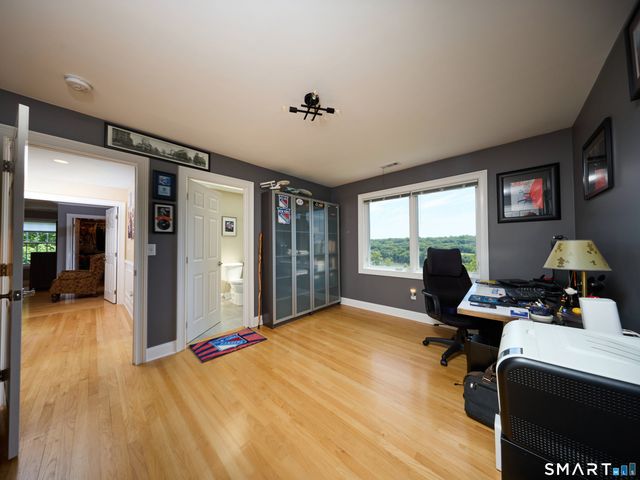 4 Nature Lane, Shelton, CT 06484