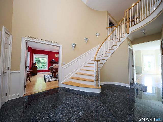 4 Nature Lane, Shelton, CT 06484