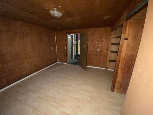 530 Kalmia St, Kettle Falls, WA 99141