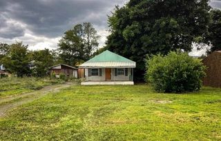 530 Kalmia St, Kettle Falls, WA 99141
