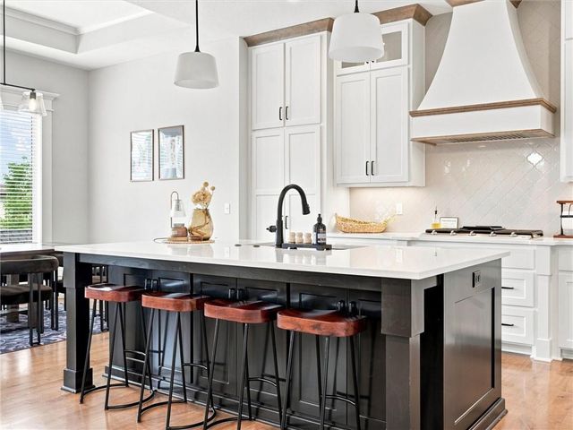 1320 NW 107th Terrace, Kansas City, MO 64155