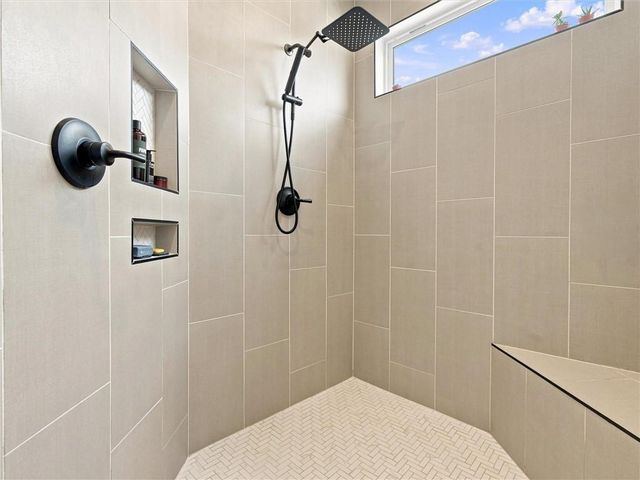 1320 NW 107th Terrace, Kansas City, MO 64155