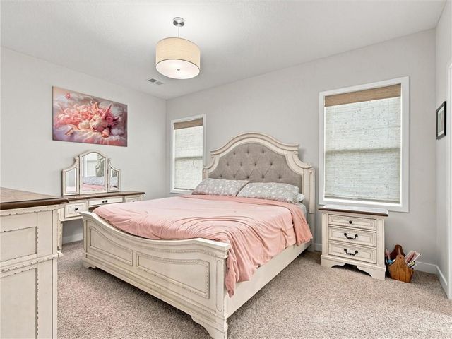 1320 NW 107th Terrace, Kansas City, MO 64155