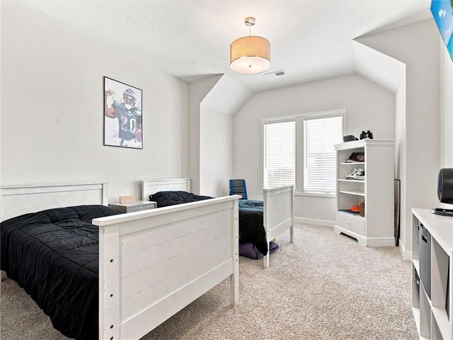 1320 NW 107th Terrace, Kansas City, MO 64155