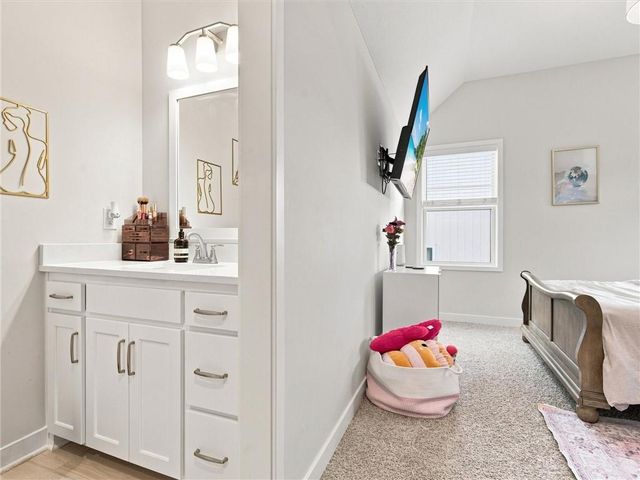 1320 NW 107th Terrace, Kansas City, MO 64155