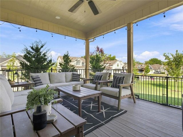 1320 NW 107th Terrace, Kansas City, MO 64155