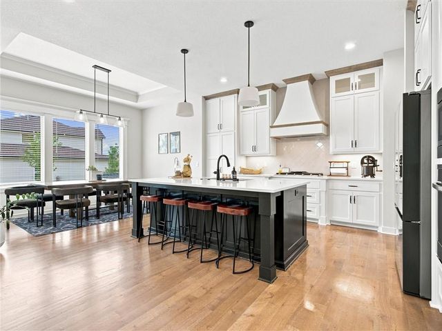 1320 NW 107th Terrace, Kansas City, MO 64155