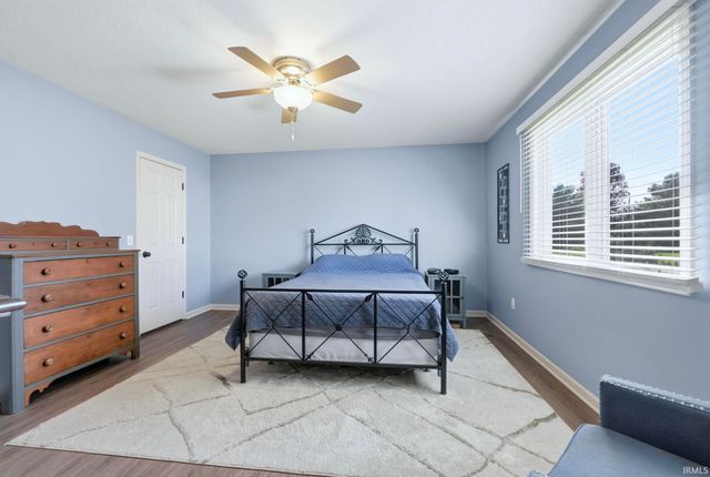 1231 Bluff Pointe Way, Fort Wayne, IN 46845