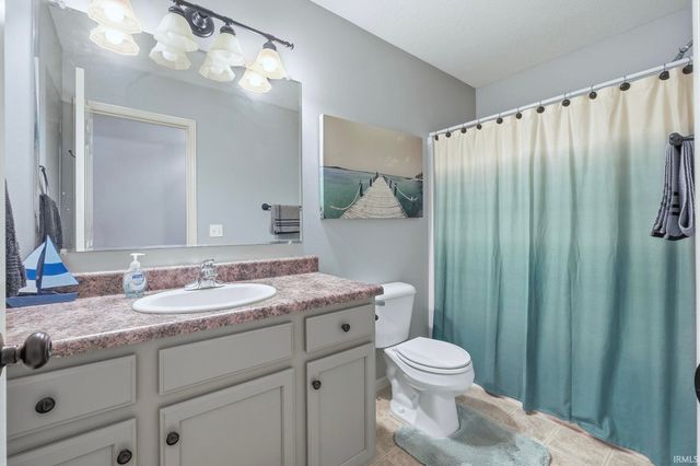 1231 Bluff Pointe Way, Fort Wayne, IN 46845