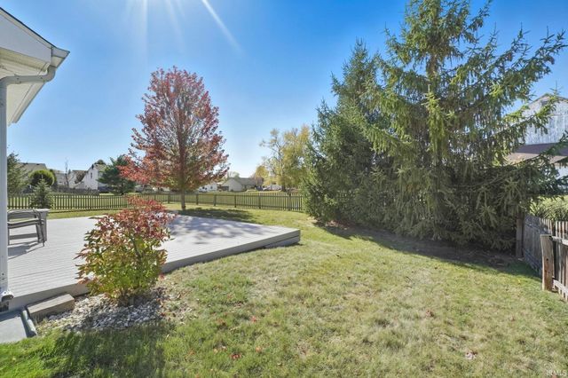 1231 Bluff Pointe Way, Fort Wayne, IN 46845