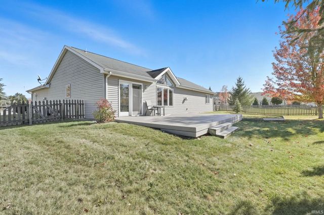 1231 Bluff Pointe Way, Fort Wayne, IN 46845