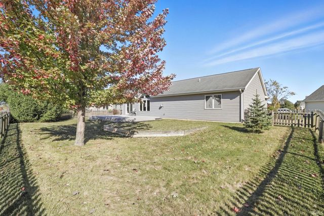 1231 Bluff Pointe Way, Fort Wayne, IN 46845