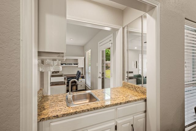 7509 Kingswood Court, North Richland Hills, TX 76182