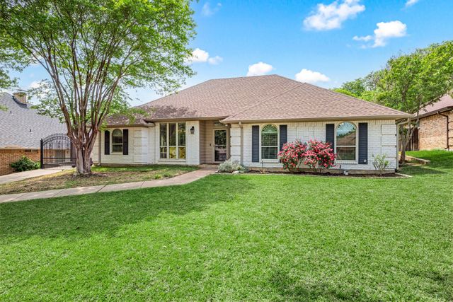 7509 Kingswood Court, North Richland Hills, TX 76182