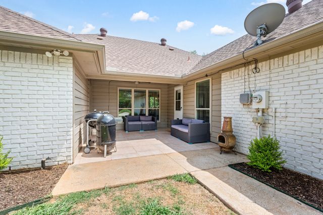 7509 Kingswood Court, North Richland Hills, TX 76182