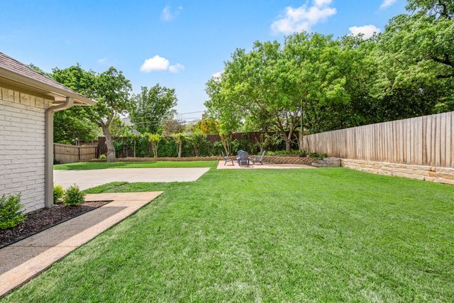 7509 Kingswood Court, North Richland Hills, TX 76182