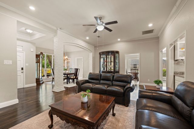 7509 Kingswood Court, North Richland Hills, TX 76182