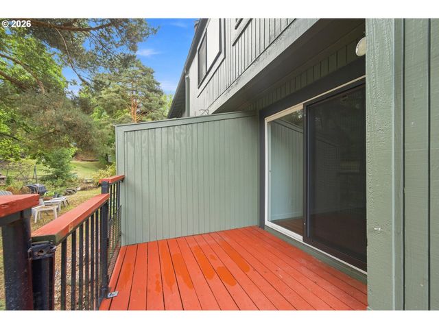 23956 Ne POPLAR Ct, Wood Village, OR 97060