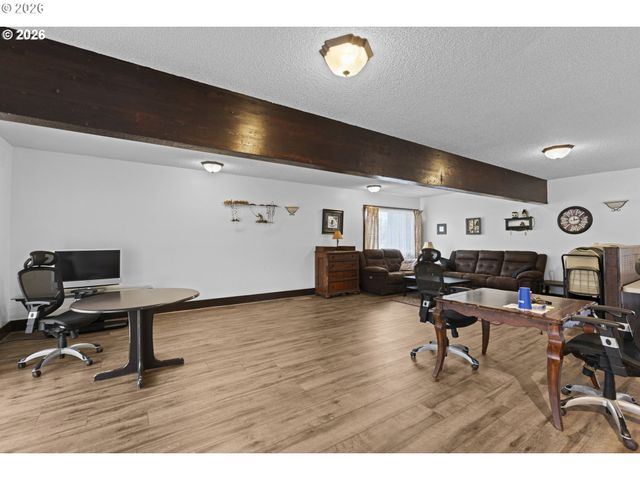 23956 Ne POPLAR Ct, Wood Village, OR 97060