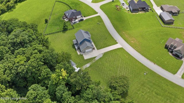 260 Solitude Way, Shepherdsville, KY 40165