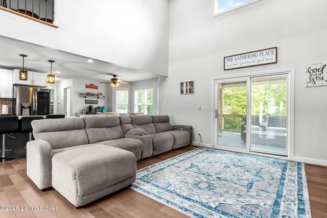 260 Solitude Way, Shepherdsville, KY 40165