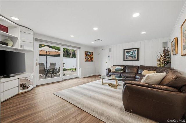 23 Maytime Court, Jericho, NY 11753