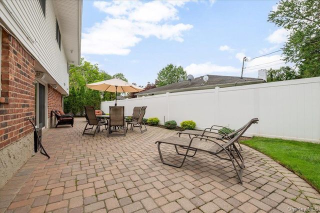 23 Maytime Court, Jericho, NY 11753