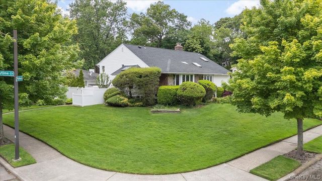 23 Maytime Court, Jericho, NY 11753