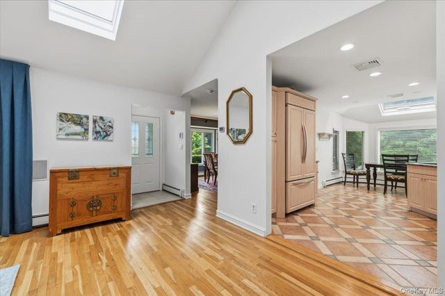 23 Maytime Court, Jericho, NY 11753