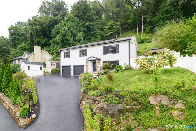 108 Perry Drive, New Milford, CT 06776
