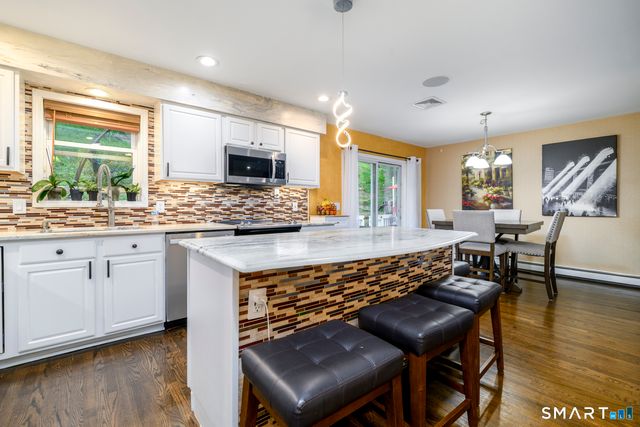108 Perry Drive, New Milford, CT 06776