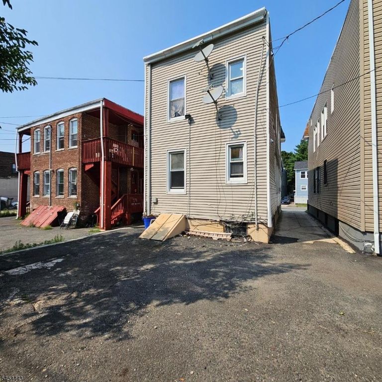 115 Tremont Ave, East Orange City, NJ 07018 — photo 3
