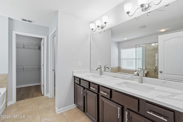 121 LOCHNAGAR MOUNTAIN Drive, St. Johns, FL 32259