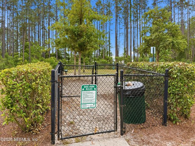 121 LOCHNAGAR MOUNTAIN Drive, St. Johns, FL 32259