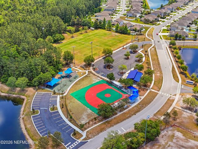 121 LOCHNAGAR MOUNTAIN Drive, St. Johns, FL 32259