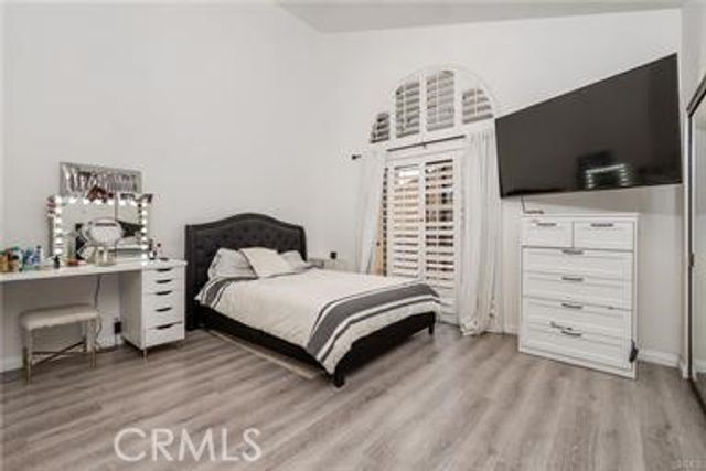 5291 Colodny Dr, Agoura Hills, CA 91301