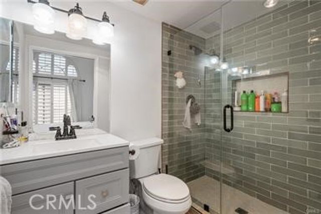 5291 Colodny Dr, Agoura Hills, CA 91301