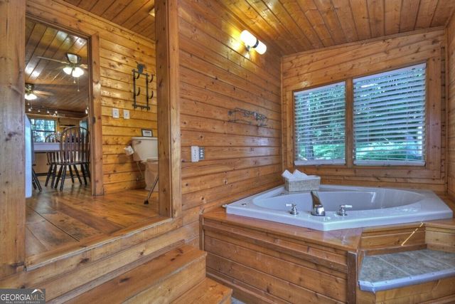 5757 Old Bucktown Road, Ellijay, GA 30536
