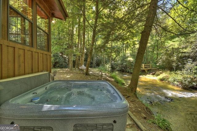 5757 Old Bucktown Road, Ellijay, GA 30536