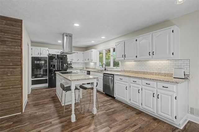 3595 Canon Creek Drive, Cumming, GA 30041