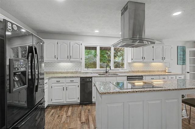 3595 Canon Creek Drive, Cumming, GA 30041